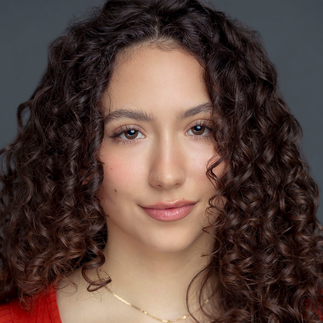 A portrait of Julianna Weis Palacios